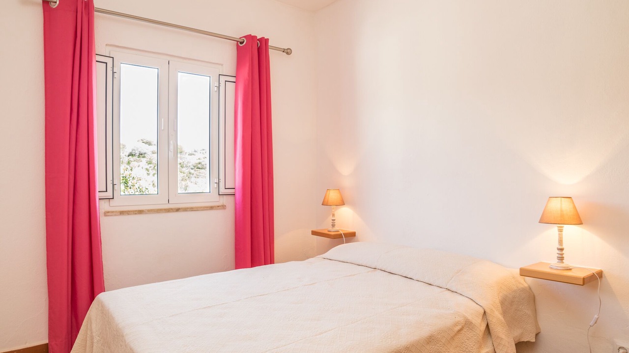 Photo of Bedroom in Meia Praia