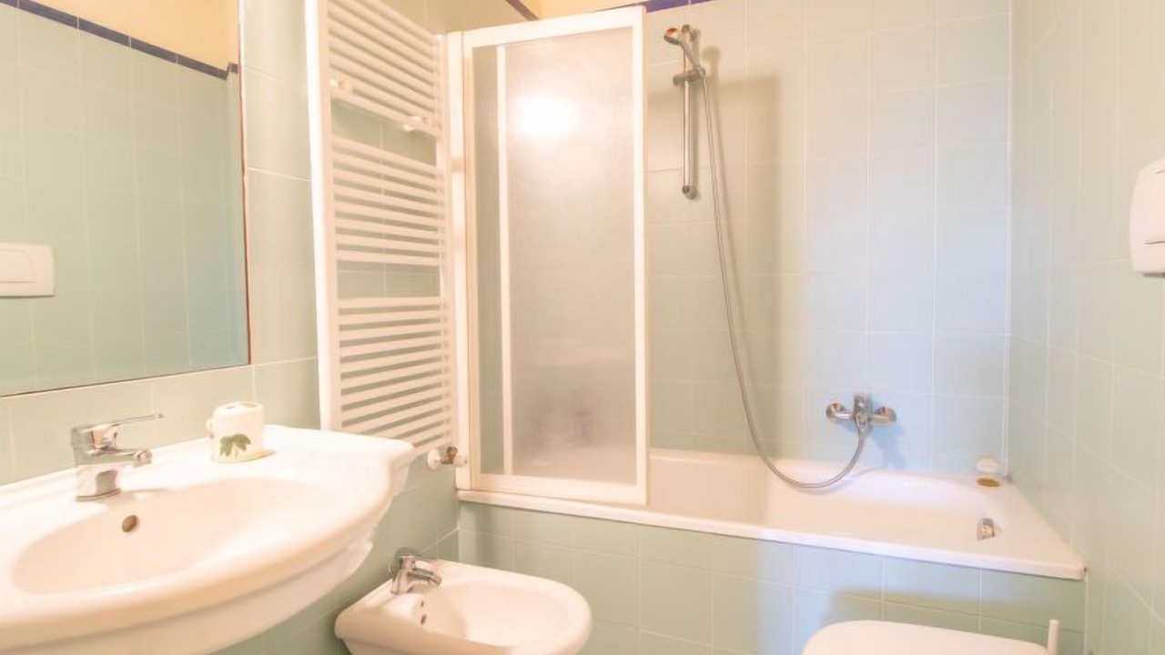 Photo of Bathroom in Montoro