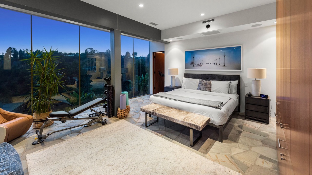 Photo of Bedroom in Beverly Hills