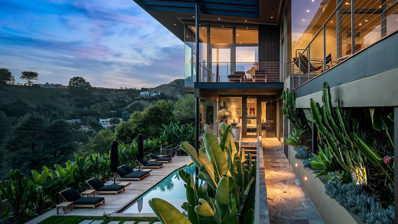 Photo of Outdoor in Beverly Hills