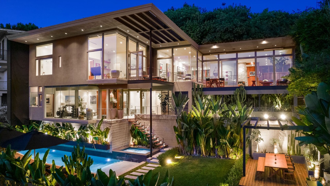 Photo of Outdoor in Beverly Hills