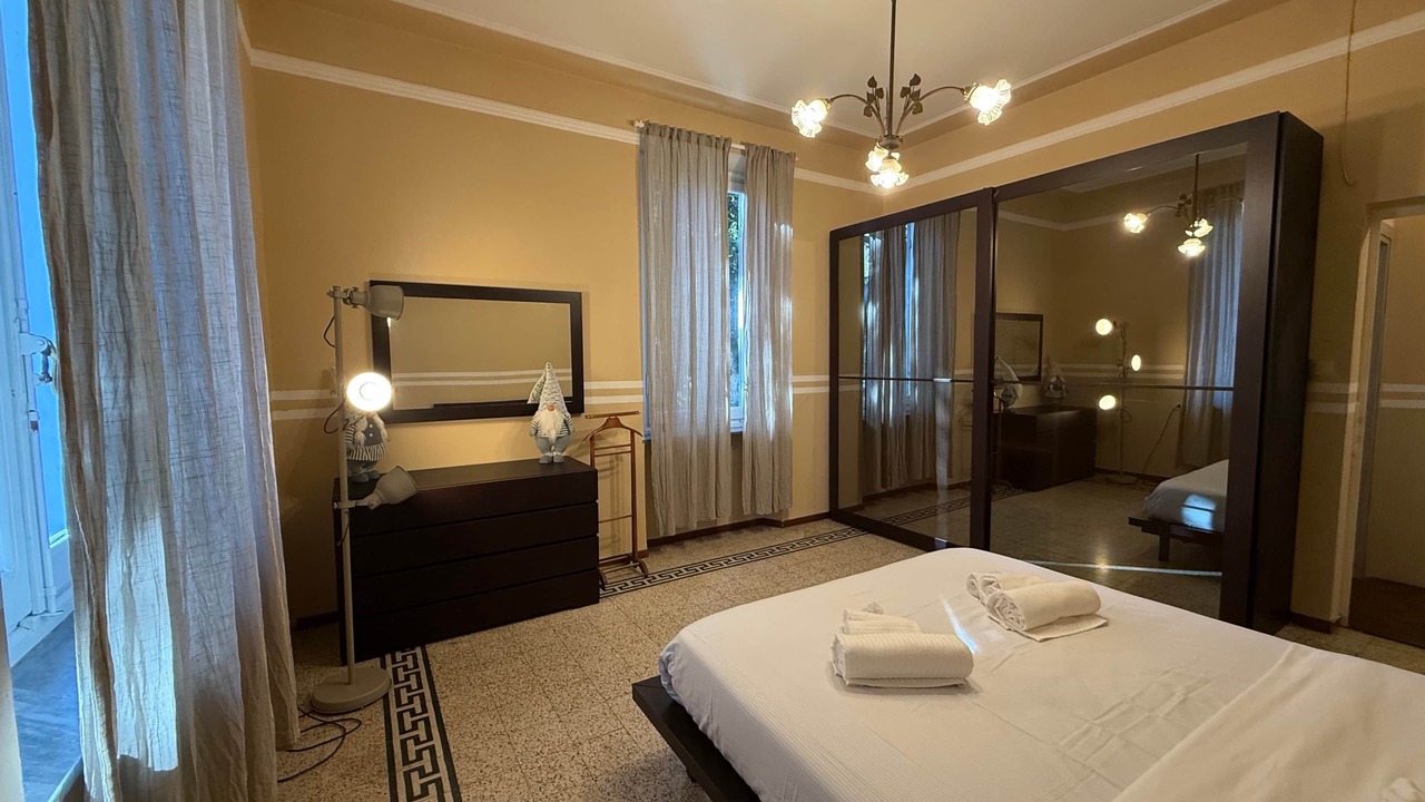 Photo of Bedroom in Parma City Centre