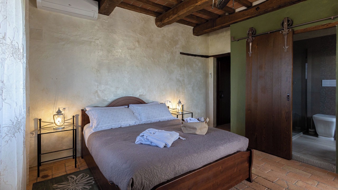 Photo of Bedroom in Passignano sul Trasimeno