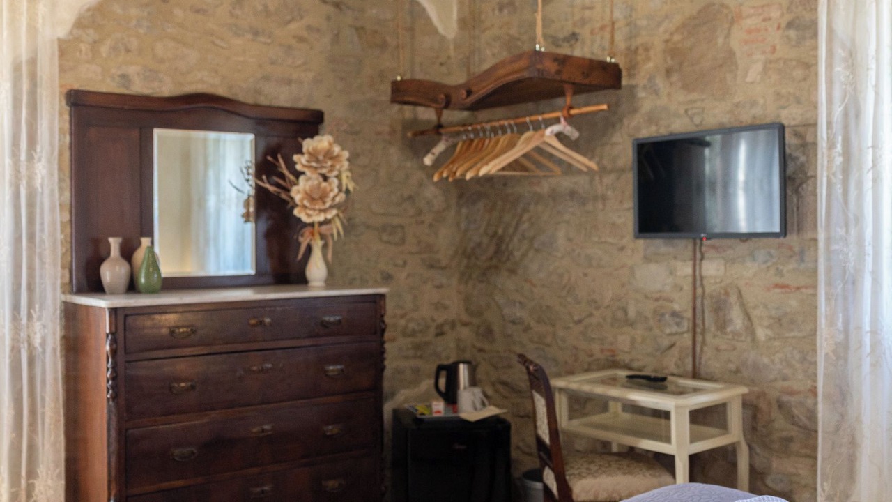 Photo of Bedroom in Passignano sul Trasimeno