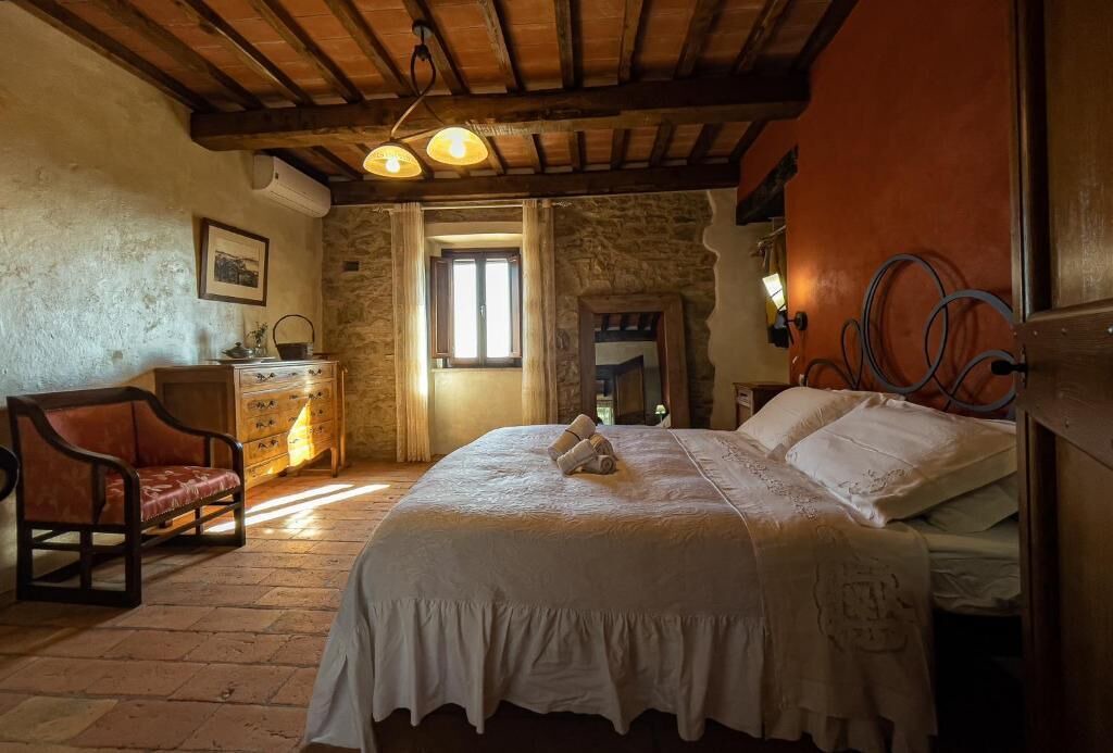 Photo of Bedroom in Passignano sul Trasimeno