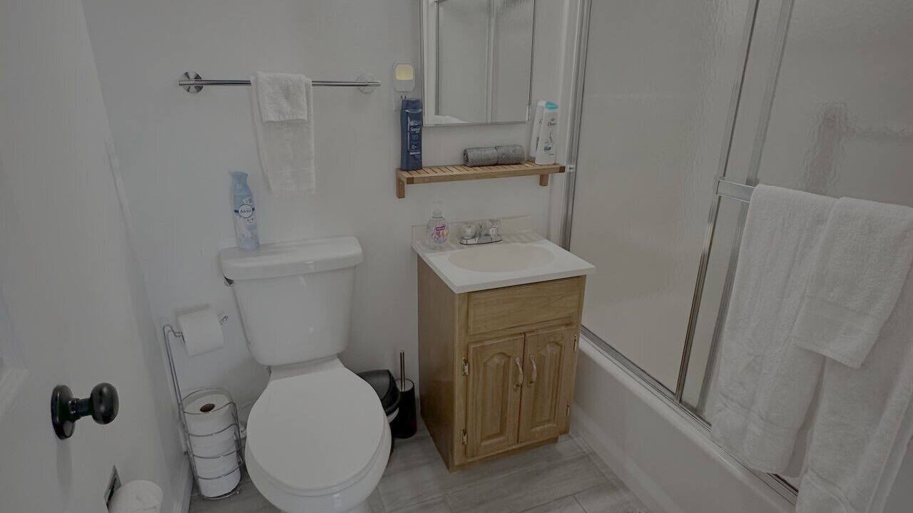 Photo of Bathroom in East Manhattan Beach