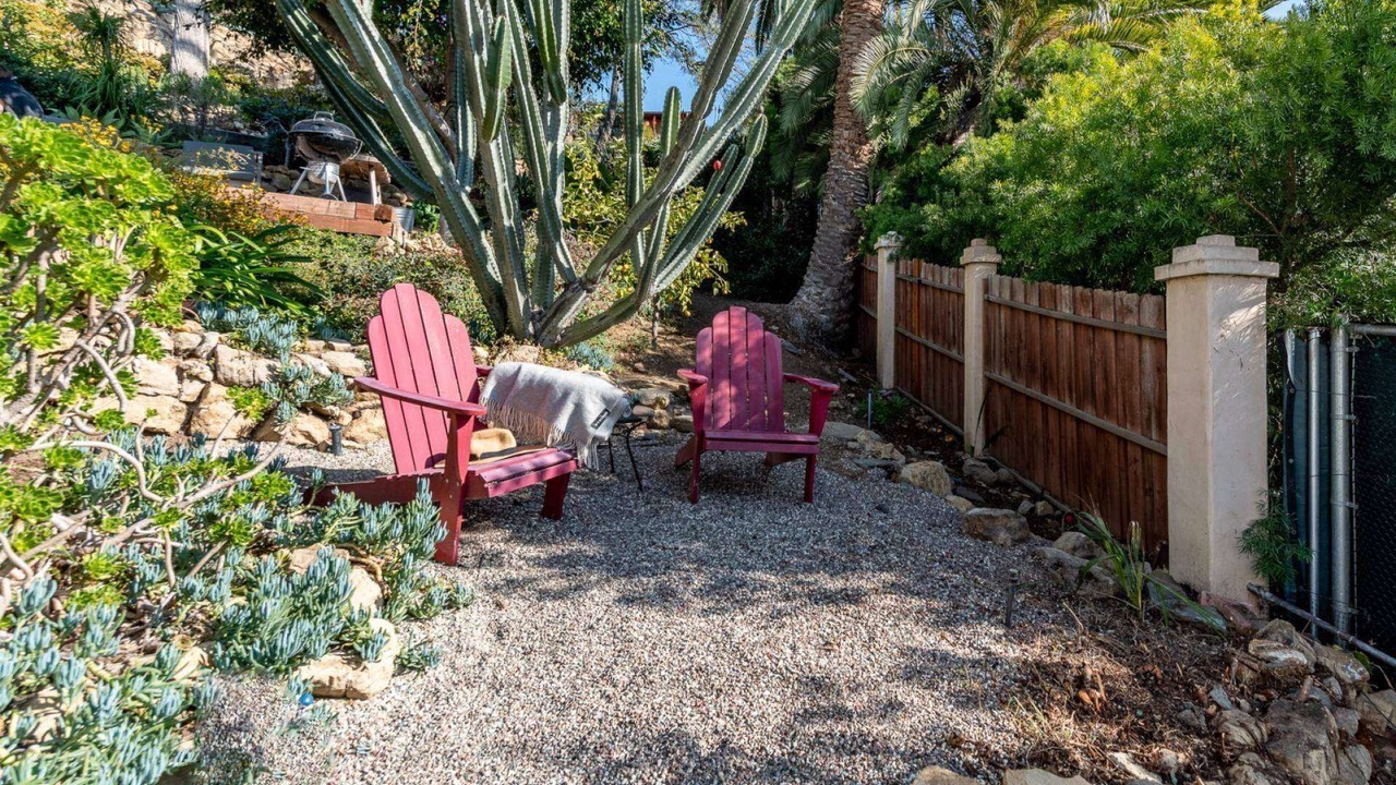 Photo of Outdoor in Hollywood Heights