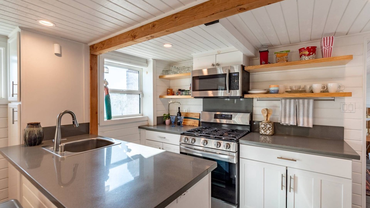 Photo of Kitchen in Hollywood Heights
