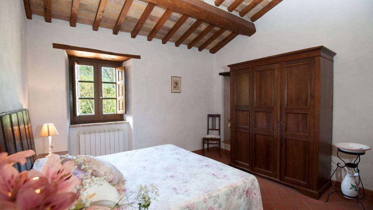 Photo of Bedroom in Mercatale di Cortona