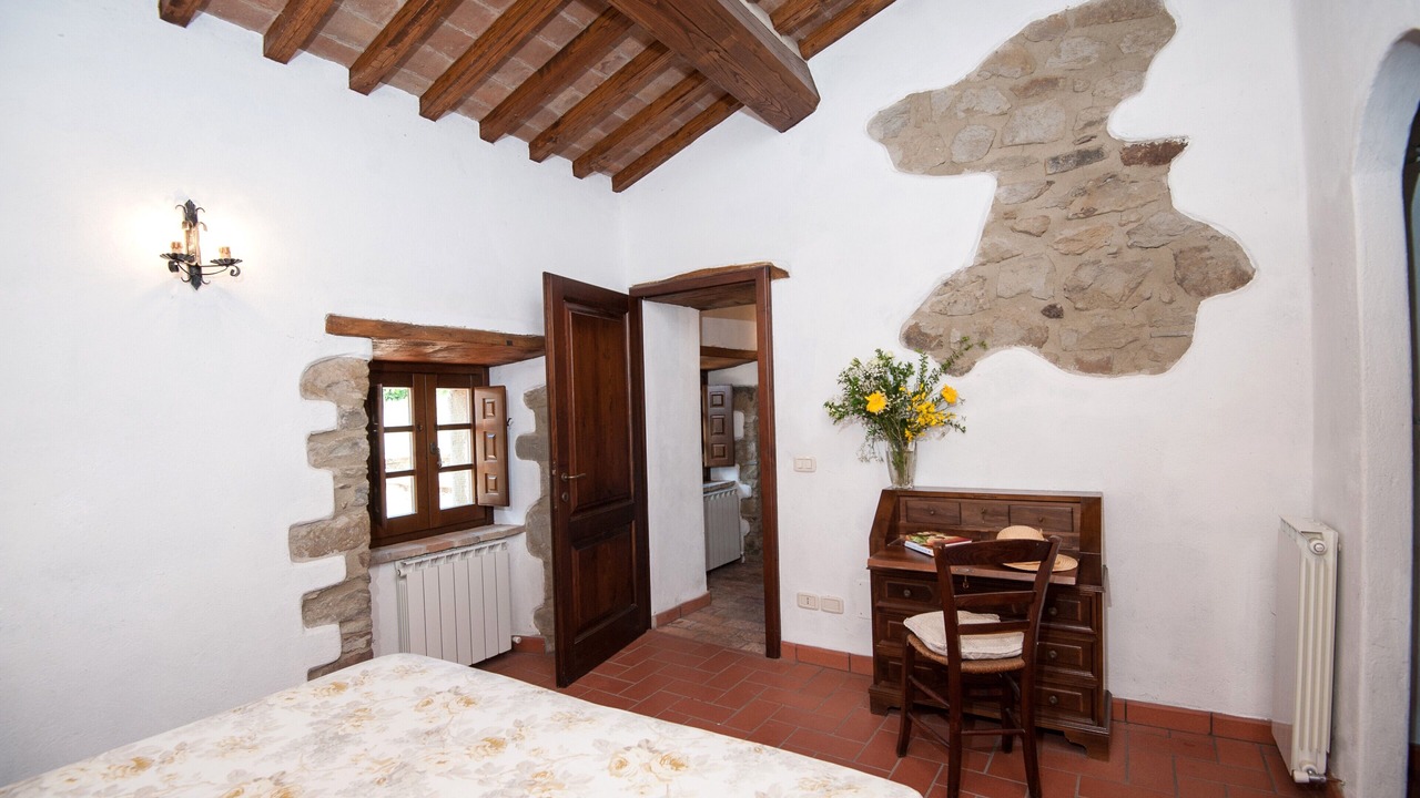 Photo of Bedroom in Mercatale di Cortona
