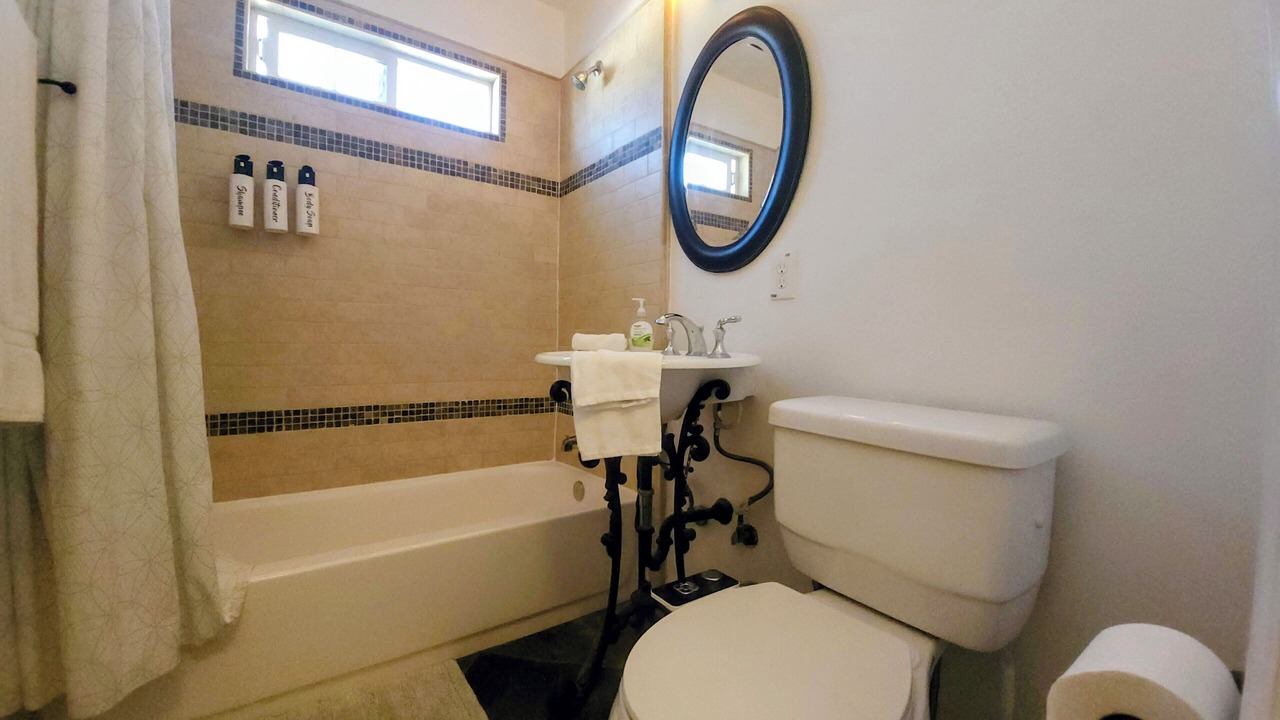 Photo of Bathroom in North Redondo
