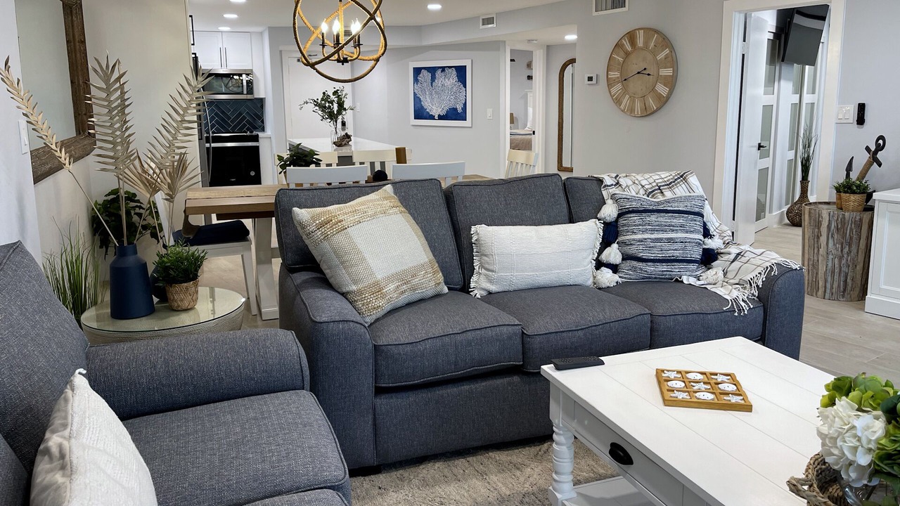 Photo of Livingroom in Rock Harbor