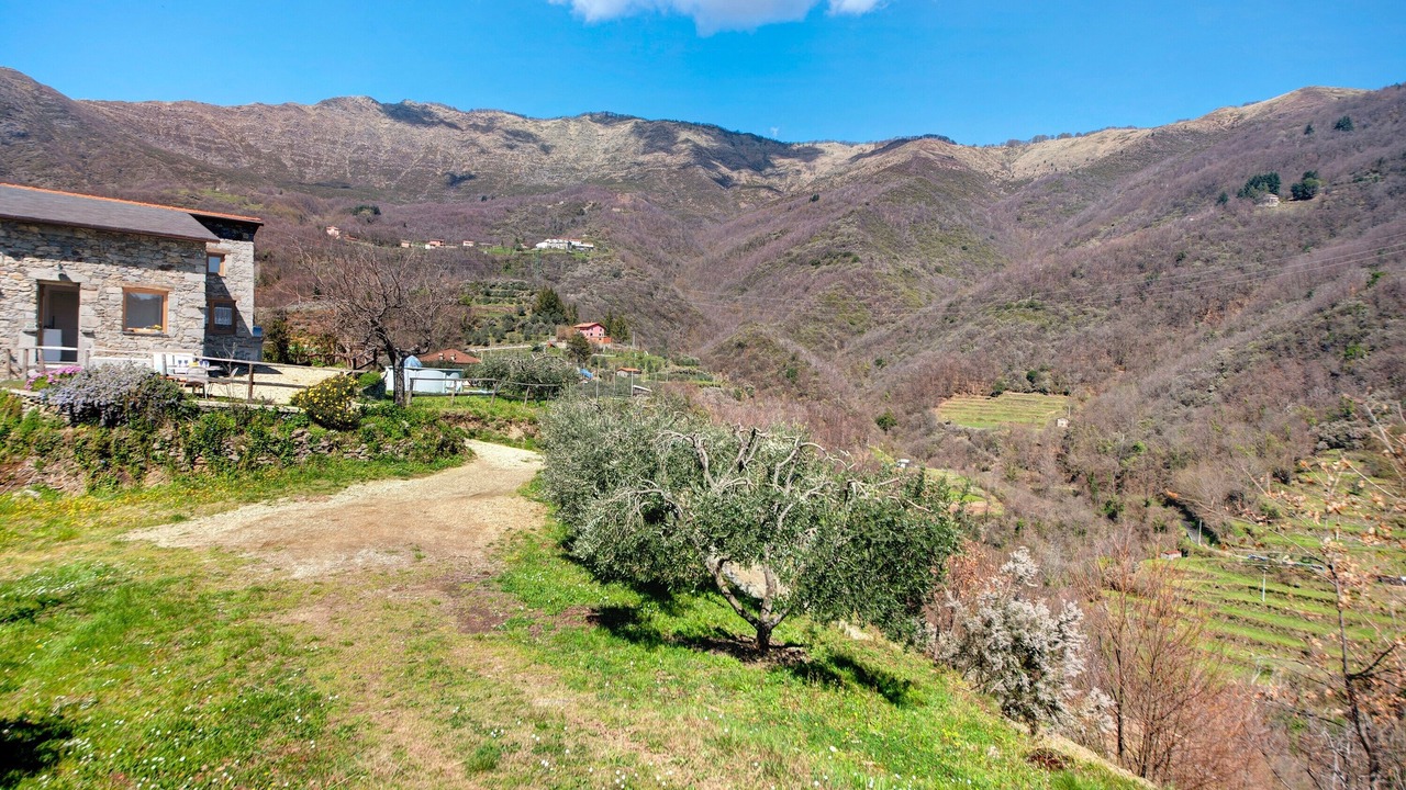 Photo of Outdoor in San Colombano Certenoli
