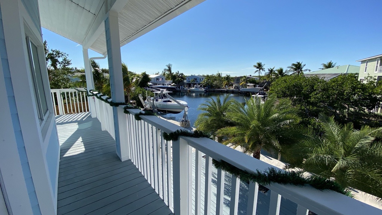 Photo of Patio Balcony in Twin Lakes