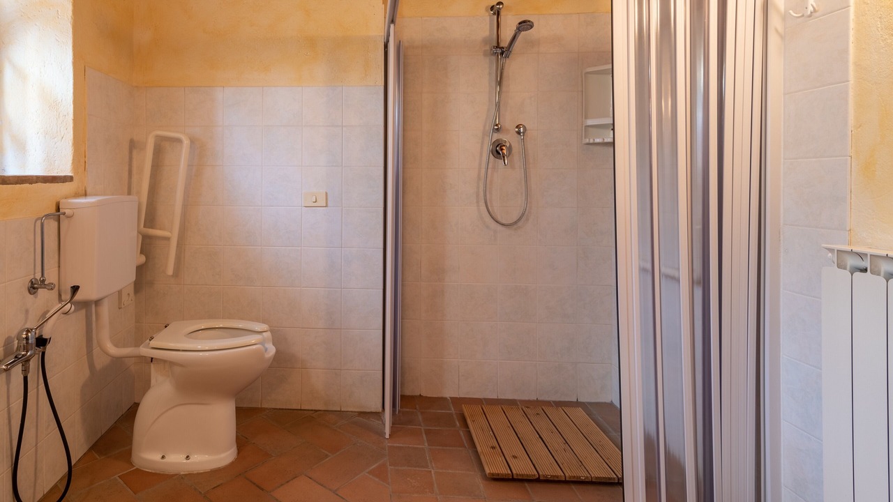 Photo of Bathroom in Cortona