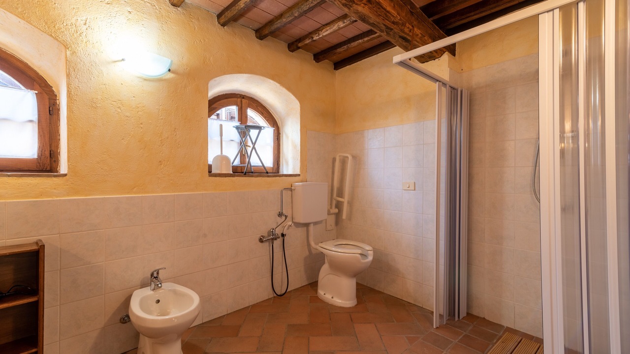 Photo of Bathroom in Cortona