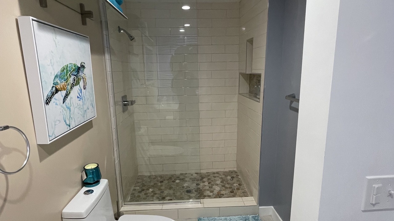 Photo of Bathroom in Gardena