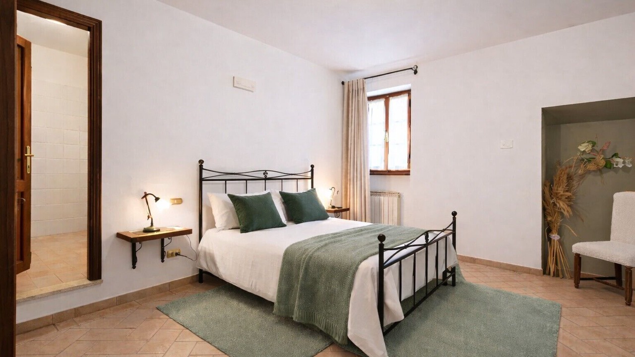 Photo of Bedroom in Lisciano Niccone