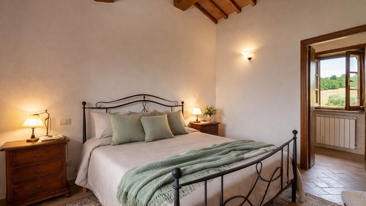 Photo of Bedroom in Lisciano Niccone