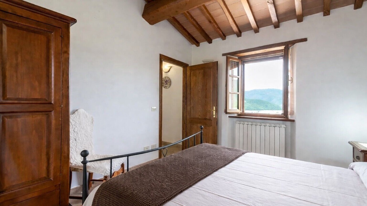Photo of Bedroom in Lisciano Niccone