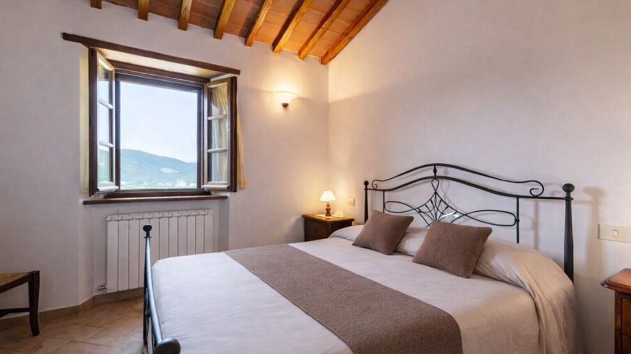 Photo of Bedroom in Lisciano Niccone
