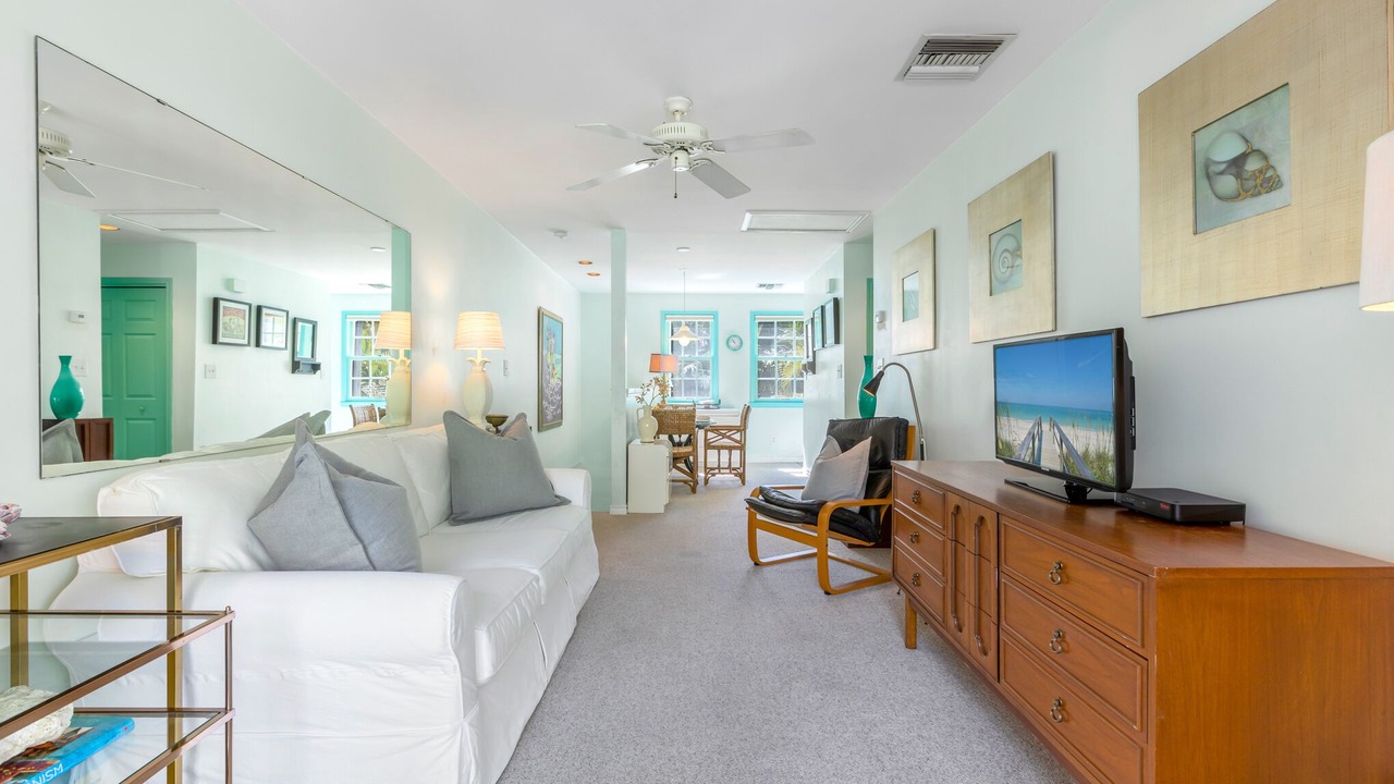 Photo of Bedroom in Truman Annex