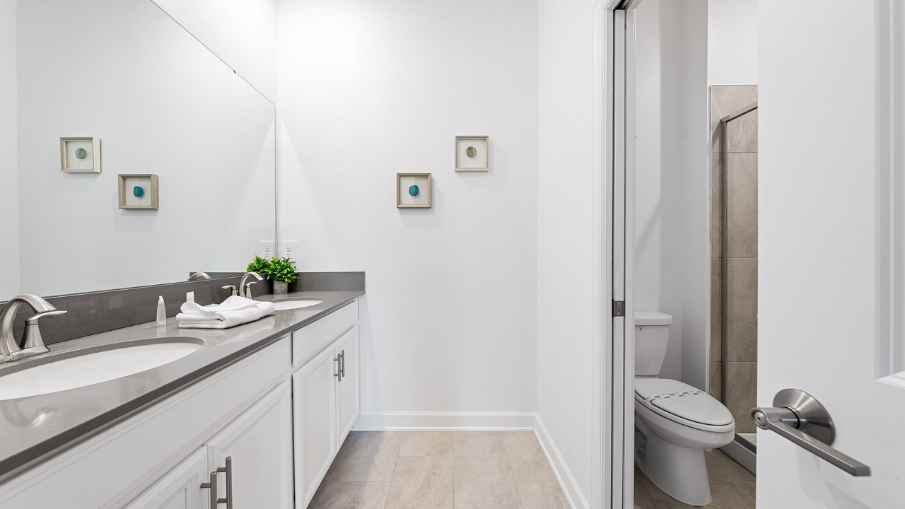 Photo of Bathroom in Four Corners