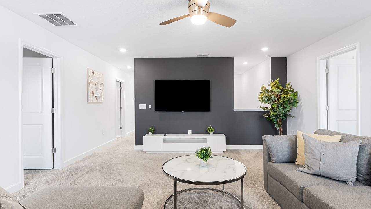Photo of Livingroom in Four Corners