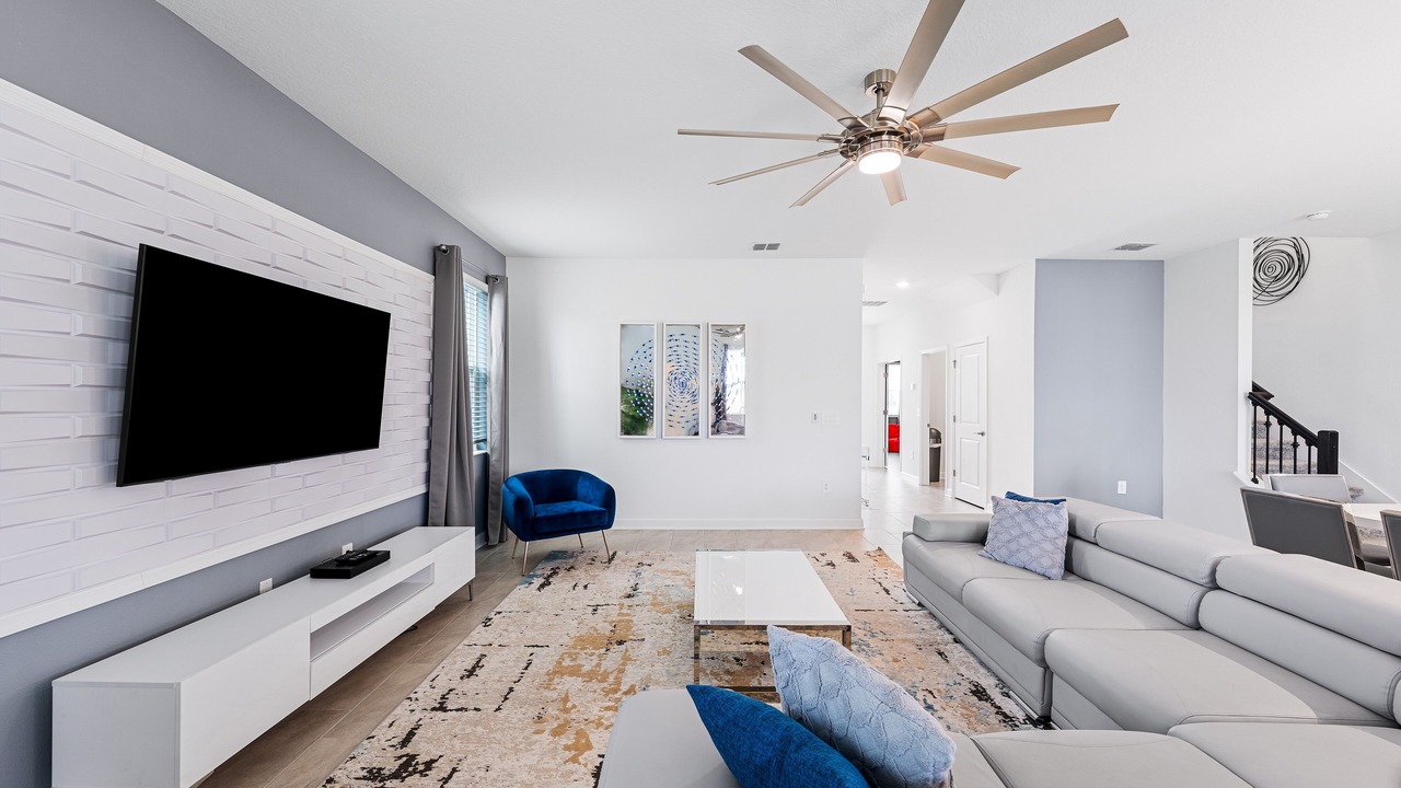 Photo of Livingroom in Four Corners