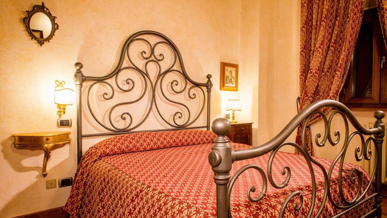 Photo of Bedroom in Cortona