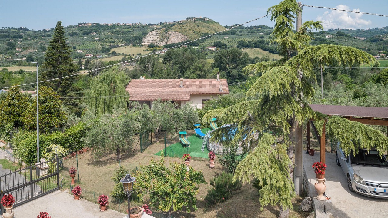 Photo of Bedroom in Castelnuovo di Farfa