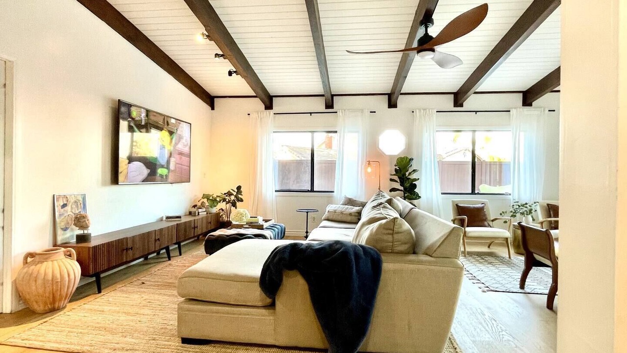 Photo of Livingroom in Northwest San Pedro