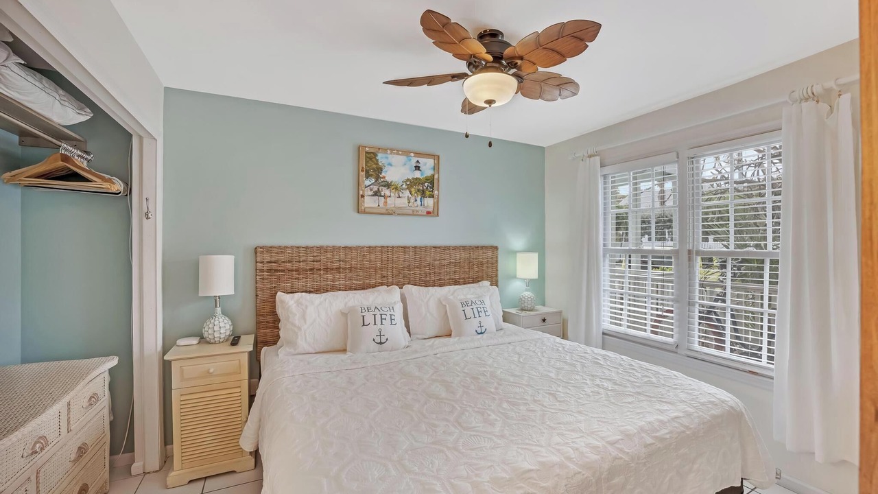 Photo of Bedroom in Truman Annex