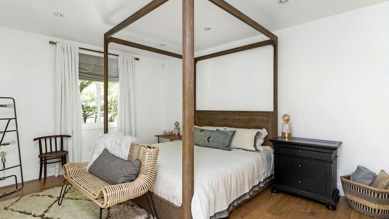 Photo of Bathroom in Beverly Grove