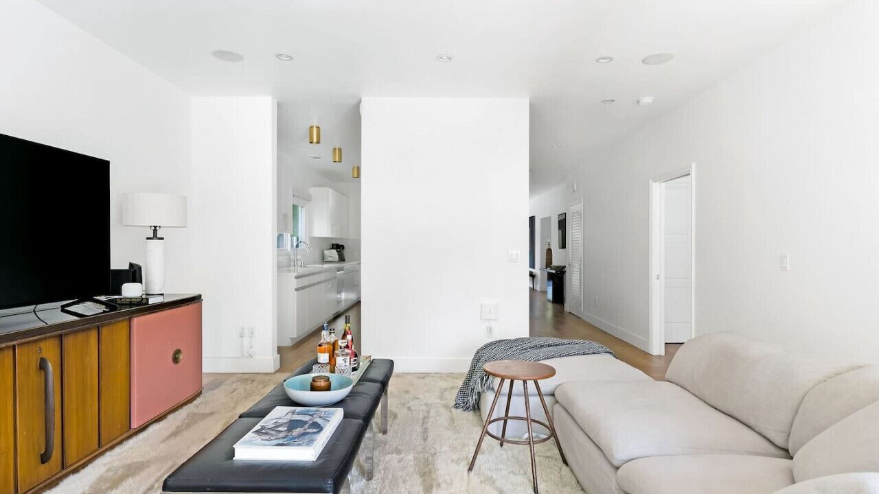 Photo of Bedroom in Beverly Grove