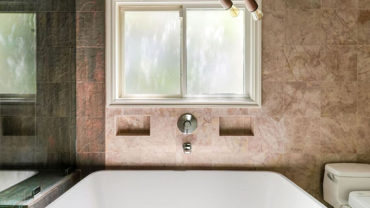 Photo of Bathroom in Beverly Grove