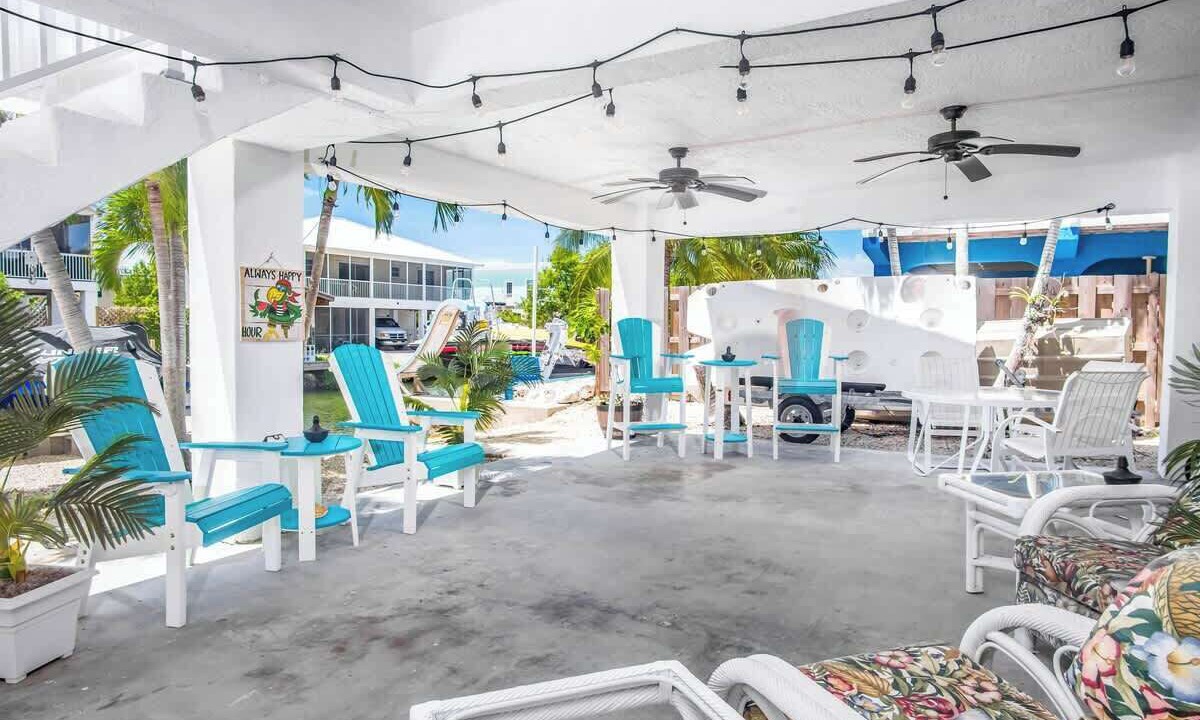 Photo of Patio Balcony in Cutthroat Harbor Estates
