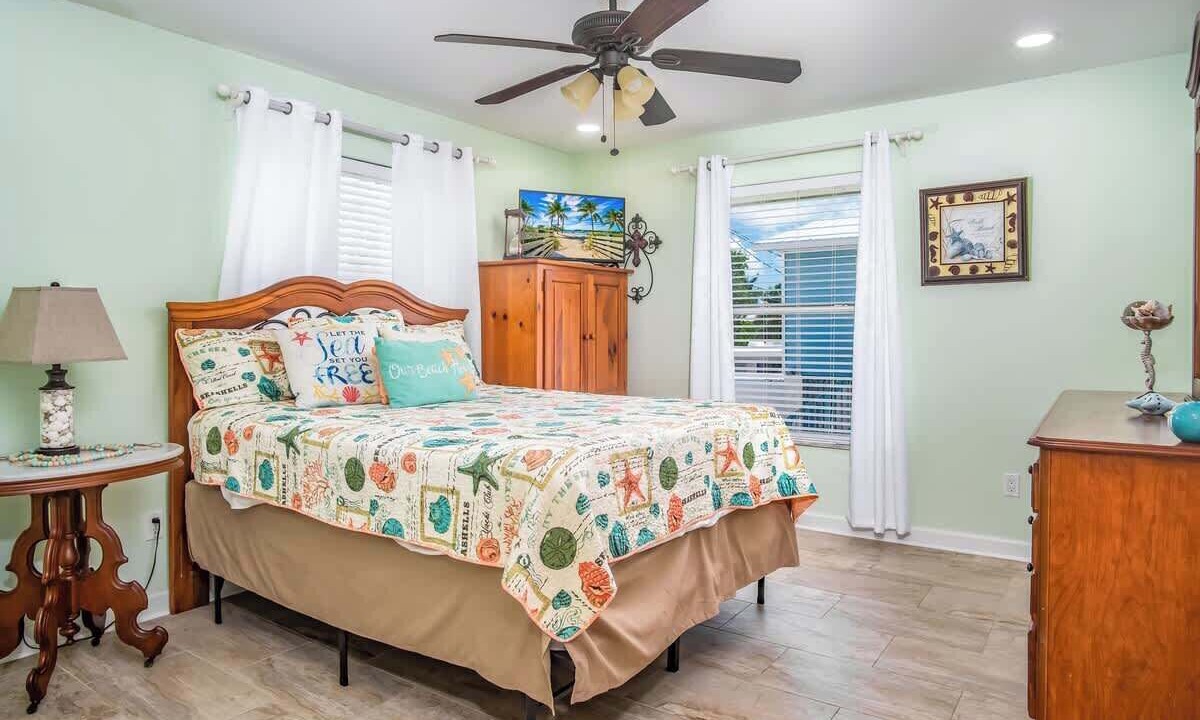 Photo of Bedroom in Cutthroat Harbor Estates