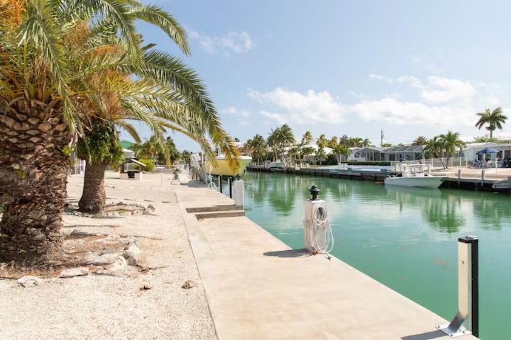 Photo of Outdoor in Coury