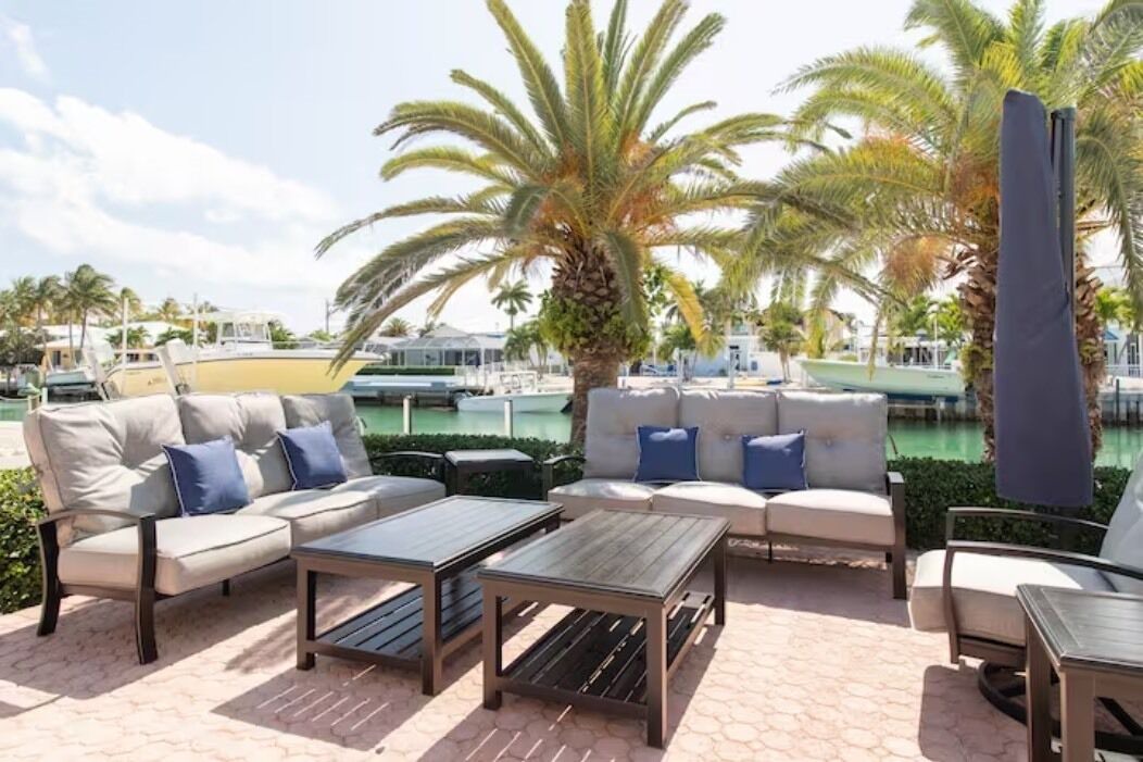 Photo of Outdoor in Coury