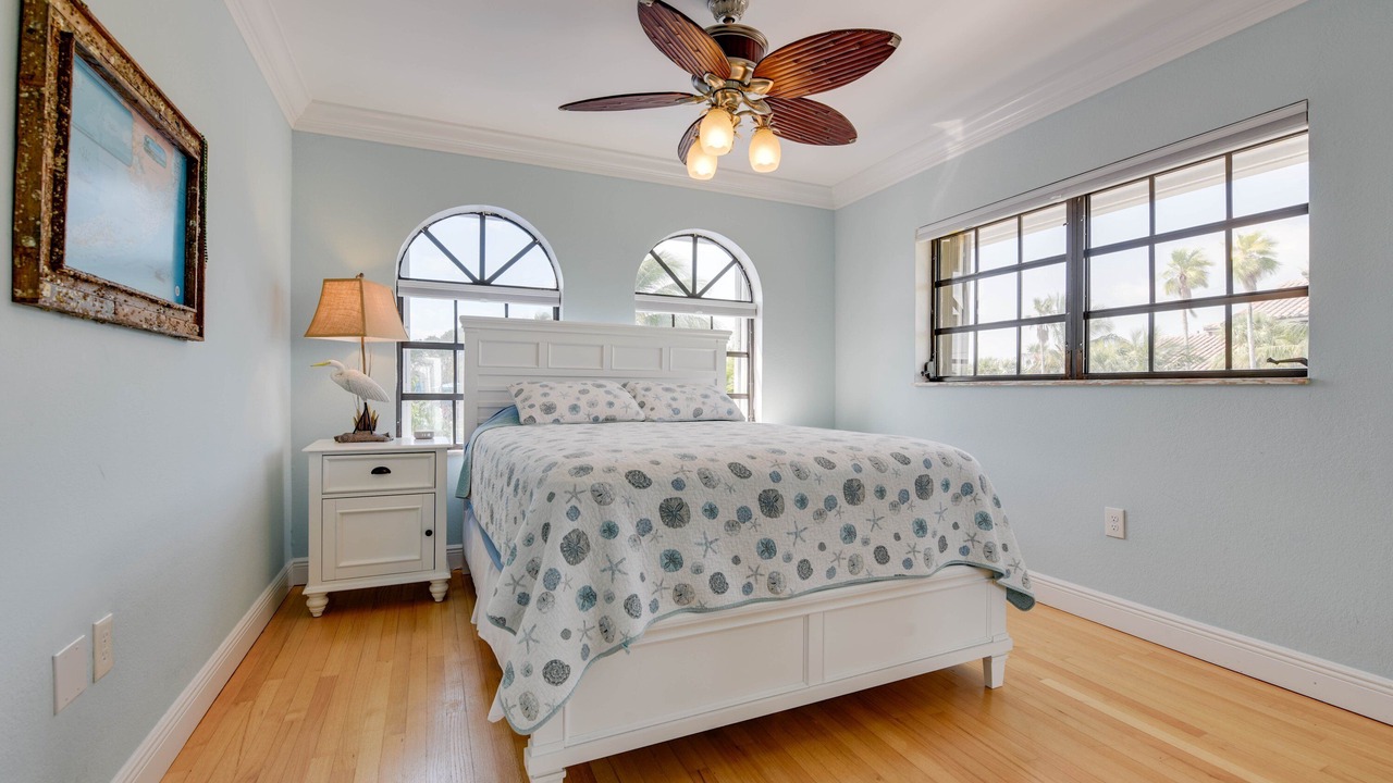 Photo of Bedroom in Big Coppitt Key