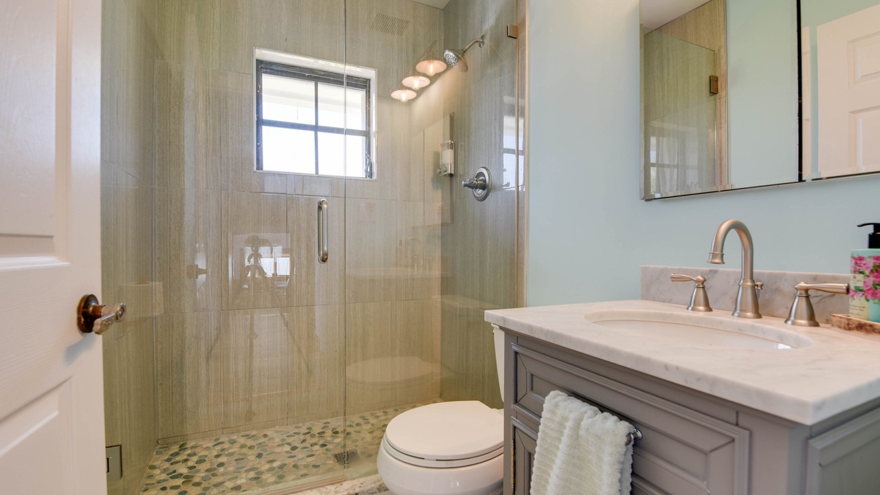 Photo of Bathroom in Big Coppitt Key