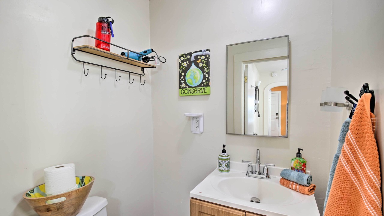 Photo of Bathroom in North Long Beach