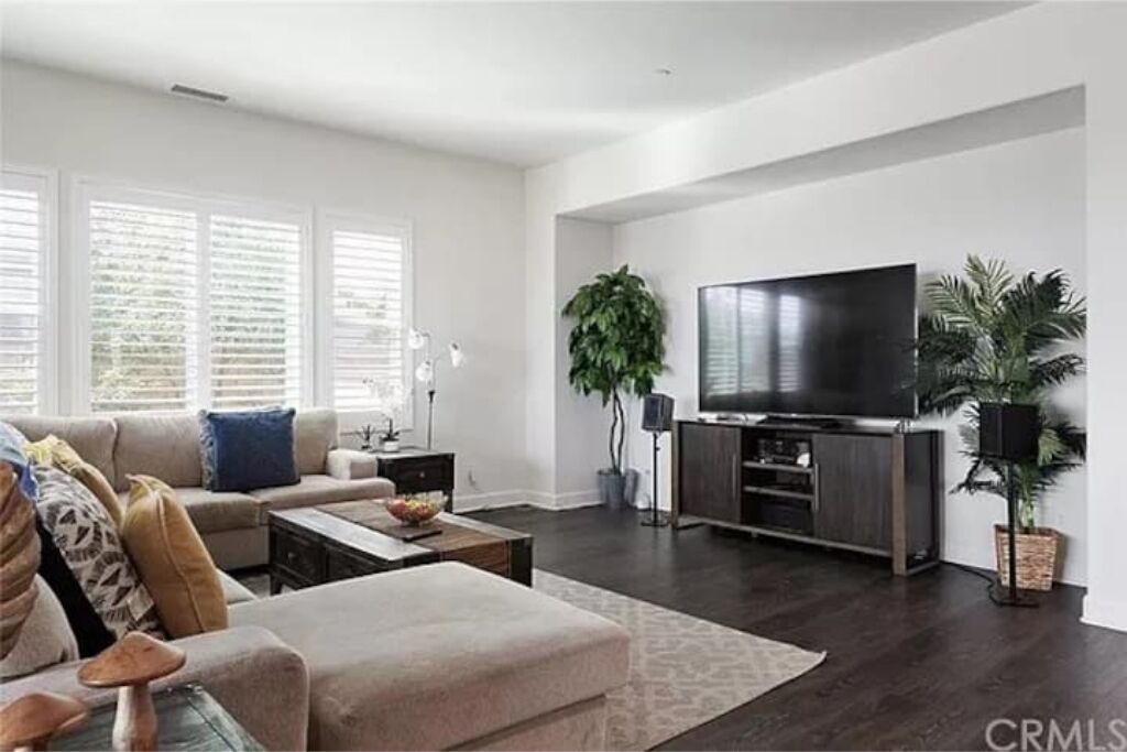 Photo of Livingroom in Azusa
