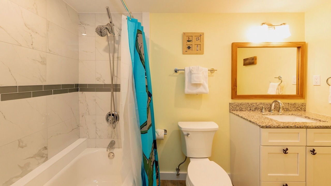 Photo of Bathroom in Midtown