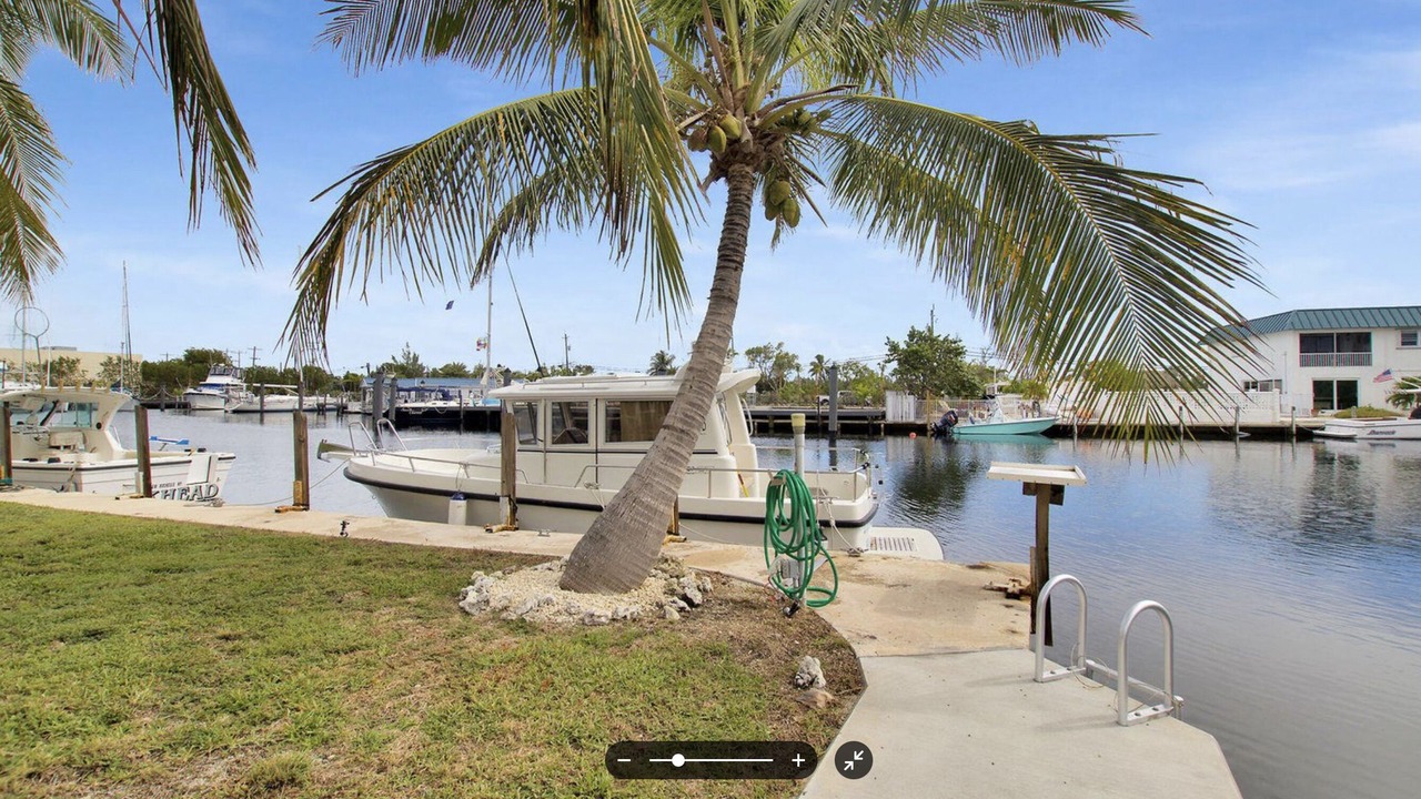 Photo of Outdoor in Marathon