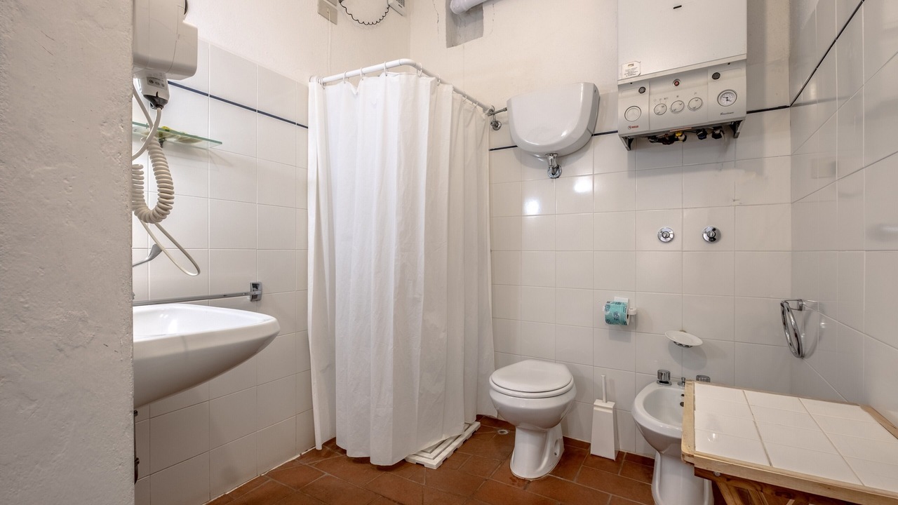 Photo of Bathroom in Gallina