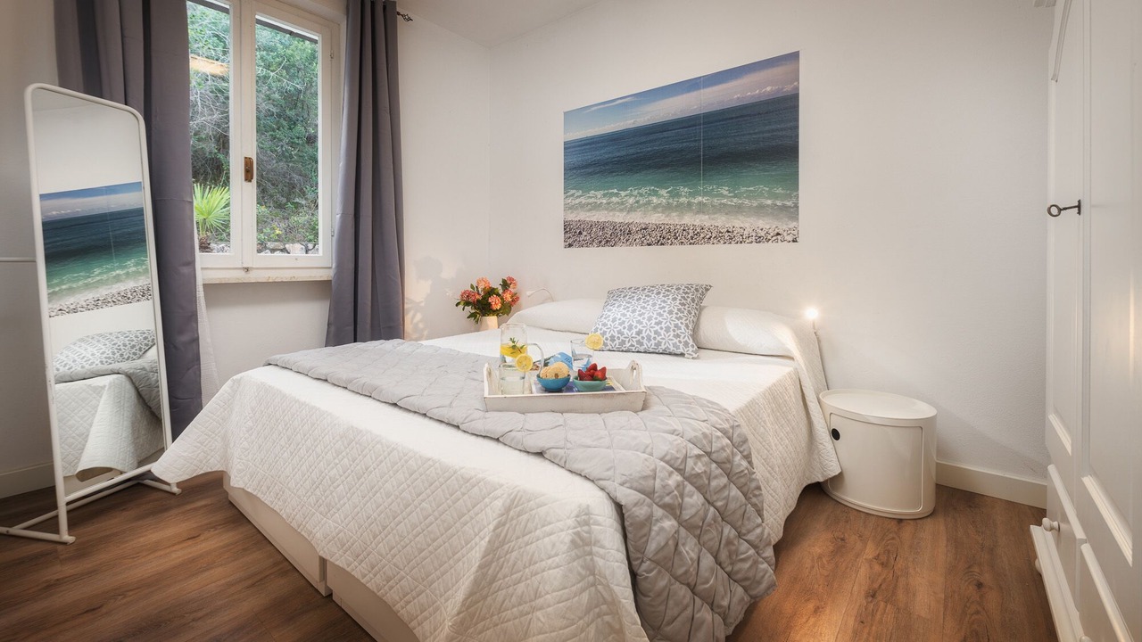 Photo of Bedroom in Lacona