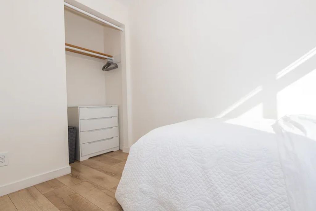 Photo of Bedroom in Harbor