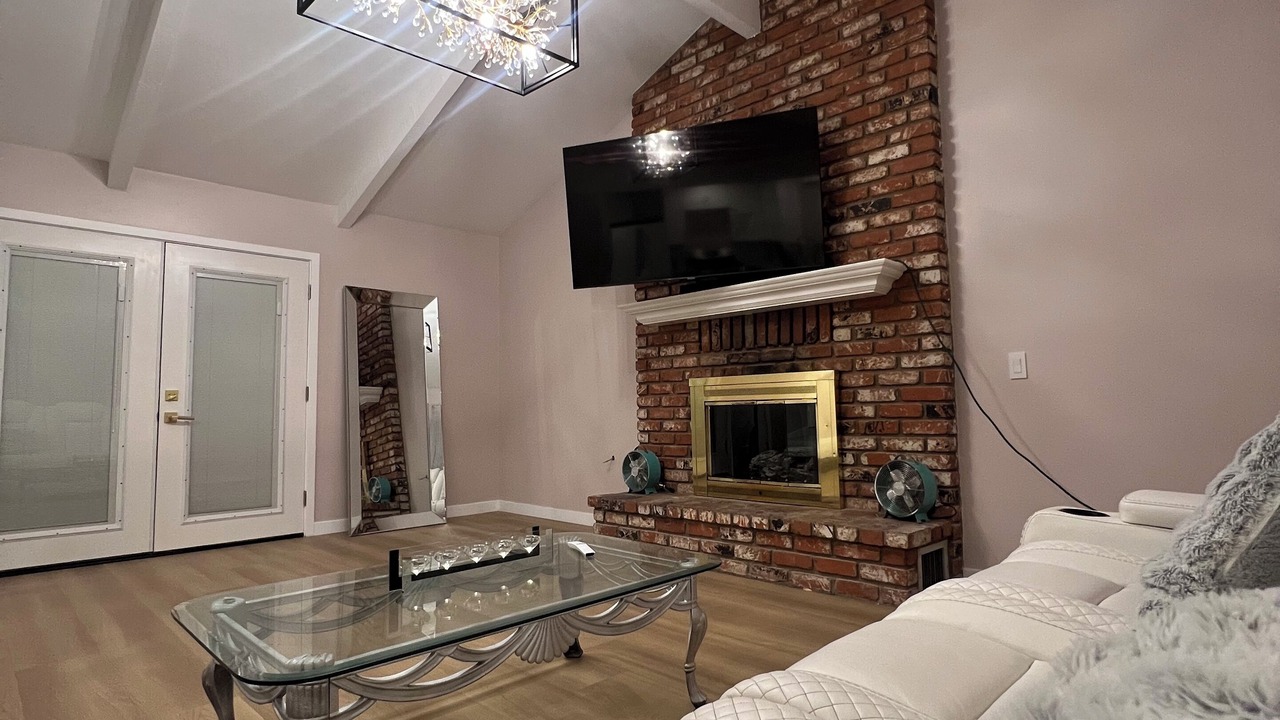 Photo of Livingroom in Quartz Hill